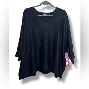 Vince Camuto Women’s Black V-Neck Sweater Size: XL